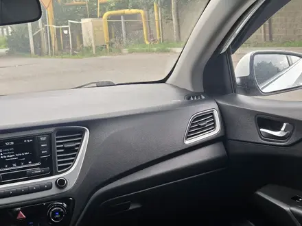 Hyundai Accent 2018 года за 6 000 000 тг. в Алматы – фото 11