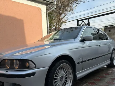 BMW 525 2000 года за 4 600 000 тг. в Шымкент – фото 2