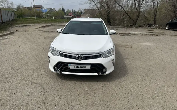 Toyota Camry 2016 года за 11 000 000 тг. в Усть-Каменогорск