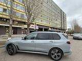 BMW X7 2023 года за 67 000 000 тг. в Астана – фото 2