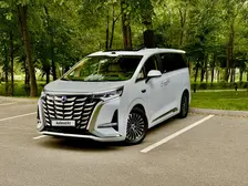 Toyota Alphard, 2025