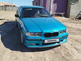 BMW 320 1994 годаfor1 700 000 тг. в Атырау – фото 5