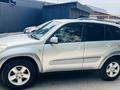 Toyota RAV4 2004 годаүшін5 599 999 тг. в Алматы – фото 3