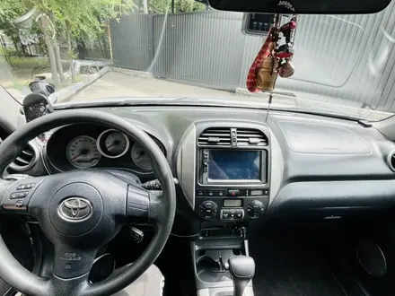 Toyota RAV4 2004 года за 5 599 999 тг. в Алматы – фото 6