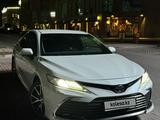 Toyota Camry 2021 года за 13 800 000 тг. в Алматы