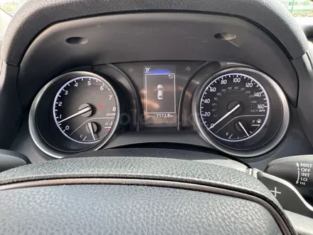 Toyota Camry 2021 года за 10 400 000 тг. в Костанай – фото 14
