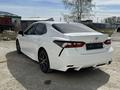 Toyota Camry 2021 года за 10 400 000 тг. в Костанай – фото 5