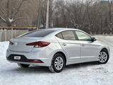 Hyundai Elantra 2018 года за 5 000 000 тг. в Актобе – фото 4