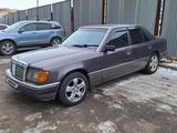 Mercedes-Benz E 280 1993 годаүшін1 800 000 тг. в Астана – фото 3