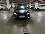 Toyota Camry 2023 года за 21 000 000 тг. в Астана – фото 2