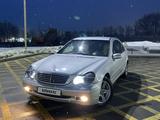 Mercedes-Benz C 180 2003 года за 3 200 000 тг. в Алматы – фото 2