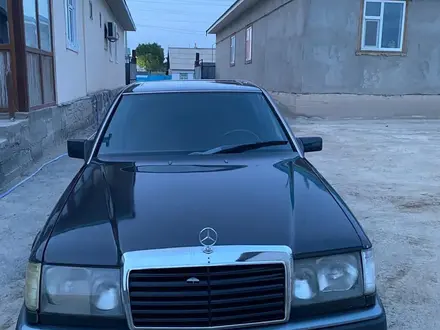 Mercedes-Benz E 230 1990 года за 1 500 000 тг. в Айтеке би