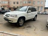 Chevrolet Niva 2014 годаүшін2 500 000 тг. в Актау – фото 2