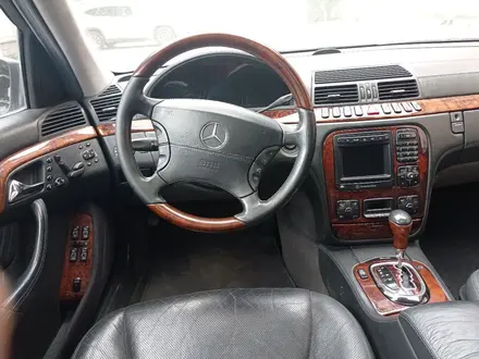 Mercedes-Benz S 600 2001 года за 4 100 000 тг. в Астана – фото 10