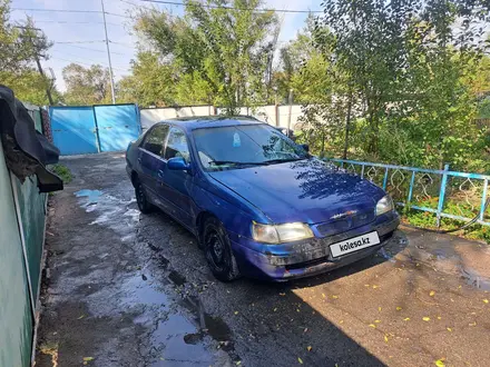 Toyota Carina E 1996 года за 800 000 тг. в Алматы