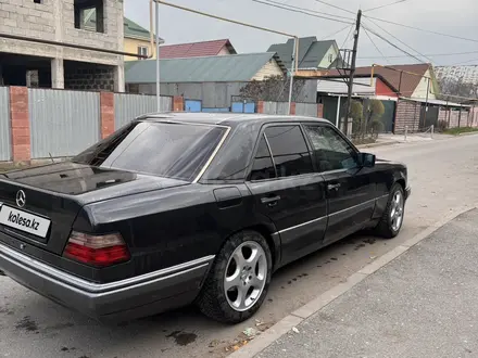 Mercedes-Benz E 280 1994 года за 2 400 000 тг. в Алматы – фото 10