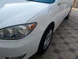 Toyota Camry 2004 годаүшін4 600 000 тг. в Тараз – фото 2