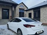 Hyundai Elantra 2019 годаүшін8 300 000 тг. в Актобе