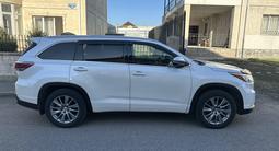 Toyota Highlander 2015 года за 16 500 000 тг. в Алматы – фото 5