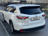 Toyota Highlander 2015 годаүшін16 500 000 тг. в Алматы – фото 3