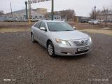 Toyota Camry 2007 годаүшін3 500 000 тг. в Актобе – фото 2