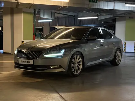 Skoda Superb 2018 года за 11 000 000 тг. в Алматы