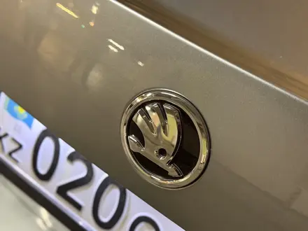 Skoda Superb 2018 года за 11 000 000 тг. в Алматы – фото 7