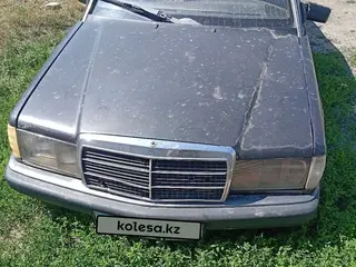 Mercedes-Benz 190
