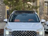 Hyundai Santa Fe 2021 года за 14 500 000 тг. в Алматы – фото 2