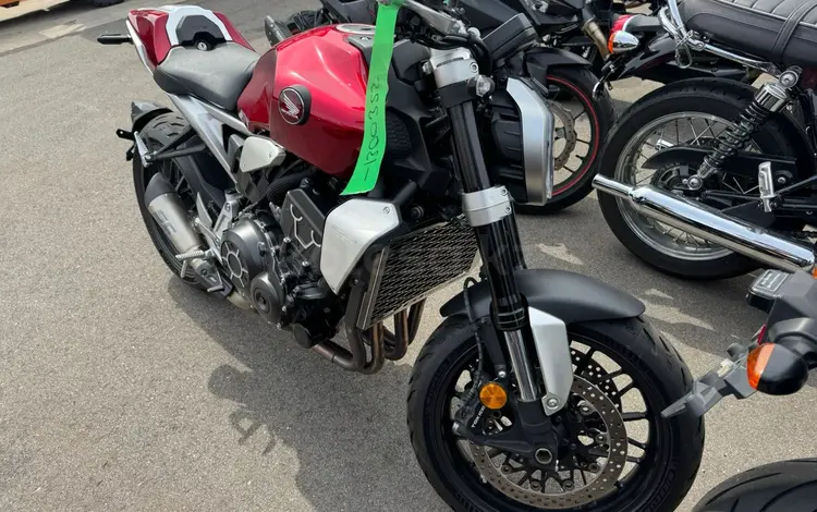 Honda  CB 1000R 2021 года за 6 990 000 тг. в Алматы