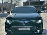 Toyota Camry 2017 года за 5 700 000 тг. в Актобе