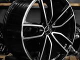 MERCEDES AMG R22 (РАЗНОШИРОКИЕ) 5x112 9.5J/10.5J за 650 000 тг. в Алматы