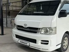 Toyota HiAce, 2009