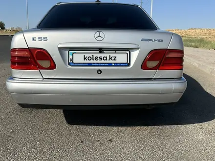 Mercedes-Benz E 320 1997 года за 3 300 000 тг. в Шымкент – фото 4