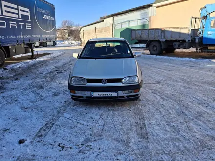 Volkswagen Golf 1992 года за 1 500 000 тг. в Есик