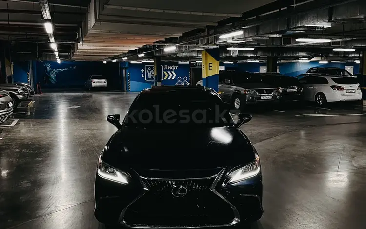 Lexus ES 250 2022 годаүшін27 200 000 тг. в Шымкент