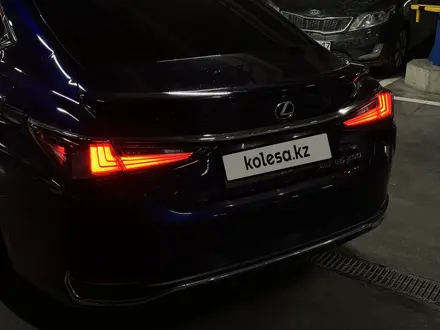 Lexus ES 250 2022 года за 27 200 000 тг. в Шымкент – фото 7
