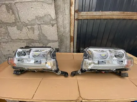 В наличии имеется Фары (передняя оптика) Toyota Land Cruiser 200 2016+ за 320 000 тг. в Костанай