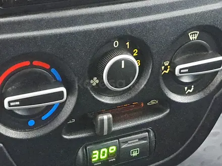ВАЗ (Lada) Granta 2190 2013 года за 2 500 000 тг. в Астана – фото 18