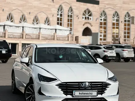 Hyundai Sonata 2020 года за 12 900 000 тг. в Алматы – фото 3