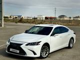 Lexus ES 300h 2020 годаүшін20 000 000 тг. в Актау