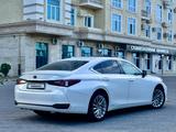 Lexus ES 300h 2020 годаүшін20 000 000 тг. в Актау – фото 3