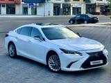 Lexus ES 300h 2020 годаүшін20 000 000 тг. в Актау – фото 2