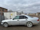 Mercedes-Benz E-Класс 1997 годаfor2 300 000 тг. в Кызылорда – фото 3
