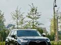 Toyota Highlander 2023 года за 31 000 000 тг. в Астана – фото 12
