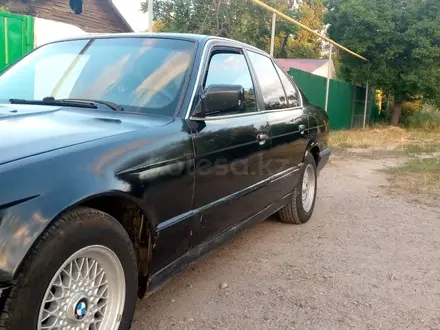 BMW 525 1991 года за 1 000 000 тг. в Шу – фото 3