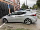 Hyundai Elantra 2014 года за 4 100 000 тг. в Актобе – фото 2