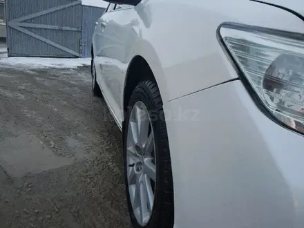 Toyota Camry 2012 года за 8 600 000 тг. в Актобе – фото 3