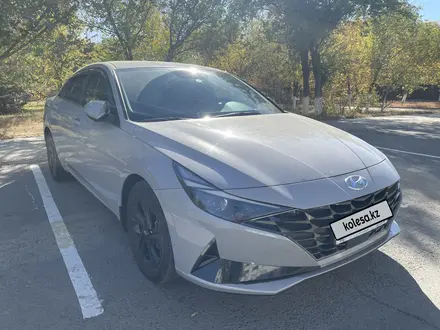 Hyundai Elantra 2021 года за 9 790 000 тг. в Актобе – фото 6