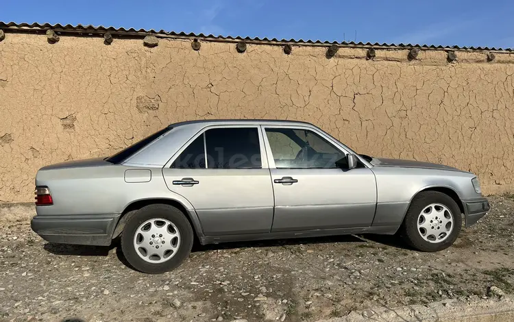 Mercedes-Benz E 280 1994 года за 2 300 000 тг. в Туркестан